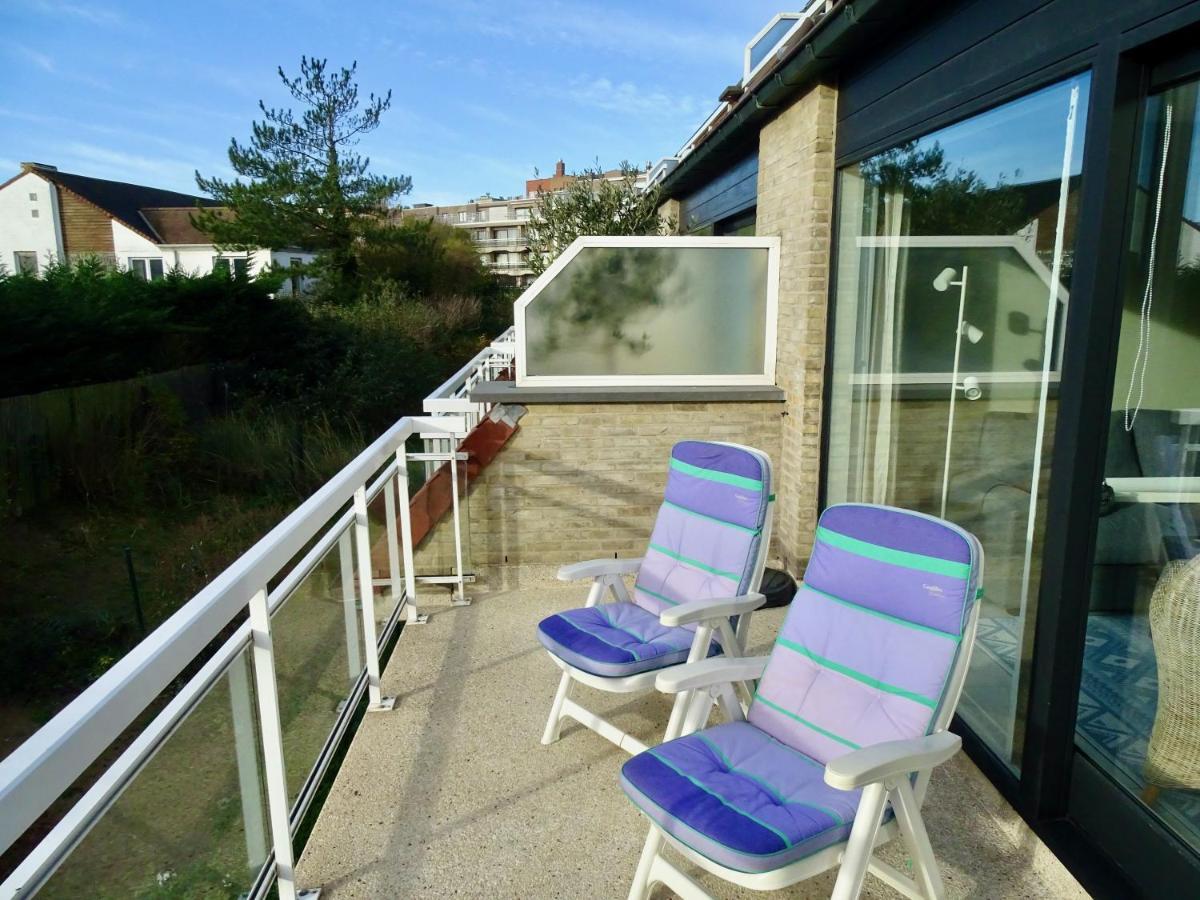 Seastar Apartment